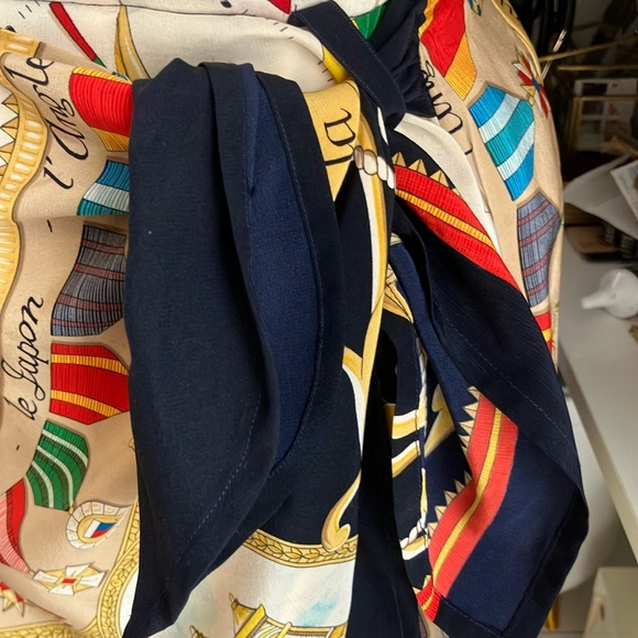 Emanuel Ungaro Blue Cream Asymmetrical Wrap Skirt - Picture 6 of 7